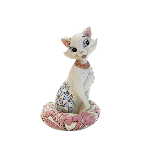 "Disney Traditions mini figurine van Duchess uit The Aristocats, handbeschilderd in folk-art stijl met pastelkleuren, ontworpen door Jim Shore – elegant en compact verzamelstuk."