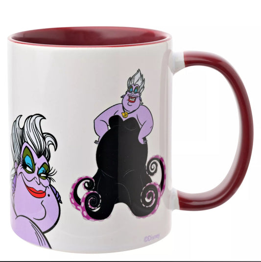 Officieel gelicentieerde Disney mok met illustraties van Ursula en een inhoud van 325 ml, verpakt in luxe geschenkverpakking.