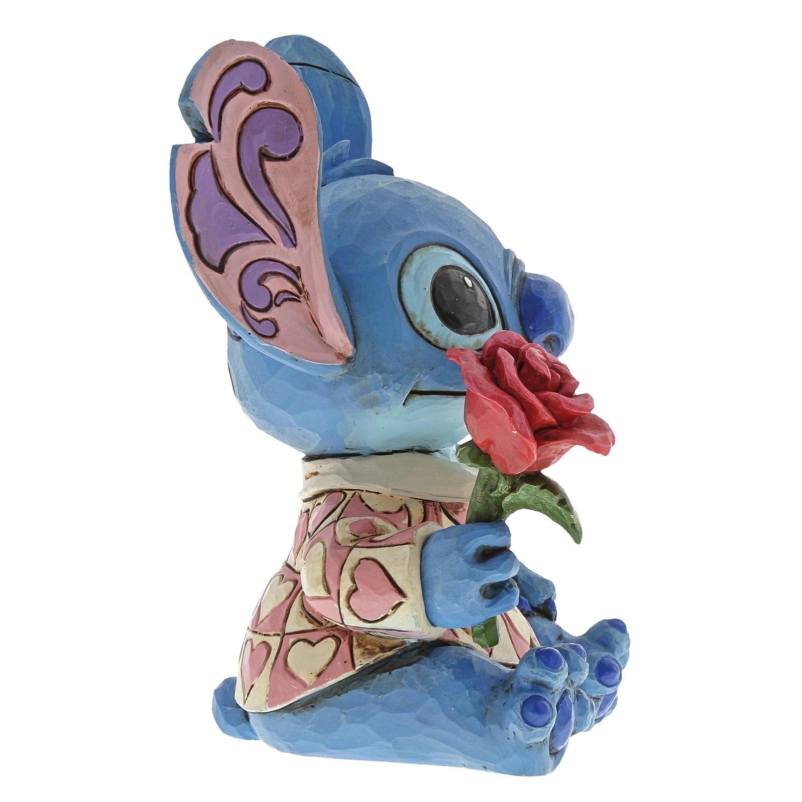 Charmant en kleurrijk beeld van Stitch uit Lilo & Stitch, handgemaakt in Disney Traditions-stijl met verfijnde patronen en romantisch thema.