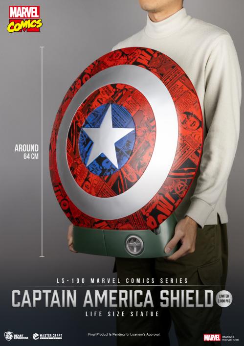 Iconisch schild van Captain America als levensgrote statue, een must-have voor Marvel-liefhebbers.