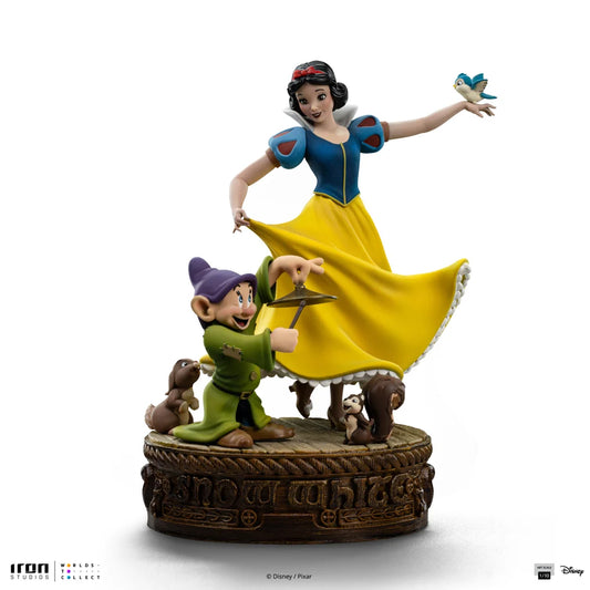 Snow White Statue van Iron Studios, geïnspireerd op Disney’s klassieker Sneeuwwitje en de Zeven Dwergen – schaal 1/10.