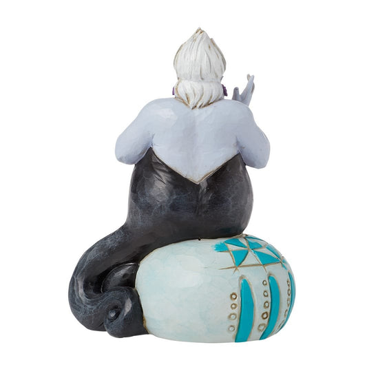 Disney Traditions Ursula ‘Queen of the deep’