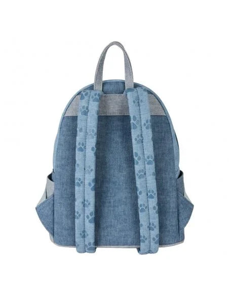 Met zijn denim-look en vrolijke Disney-dierenprint is deze Loungefly tas de perfecte combinatie van casual en charmant.