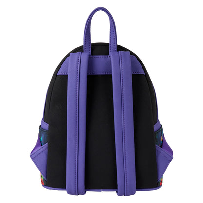 Deze unieke Loungefly tas combineert Disney-magie met een praktisch ontwerp, ideaal voor fans van Alice en haar wonderlijke wereld.