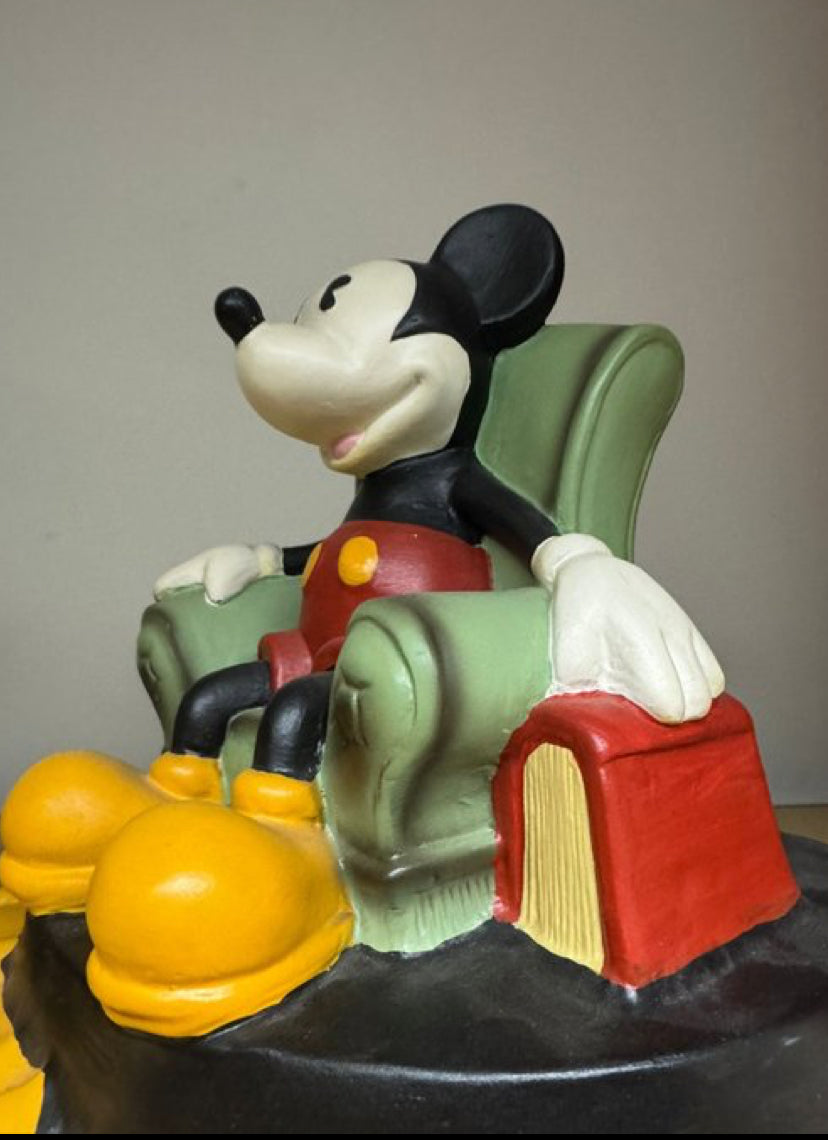 Mickey Mouse Zittend op sofa Vintage - [shop_namen] - [product-type] 