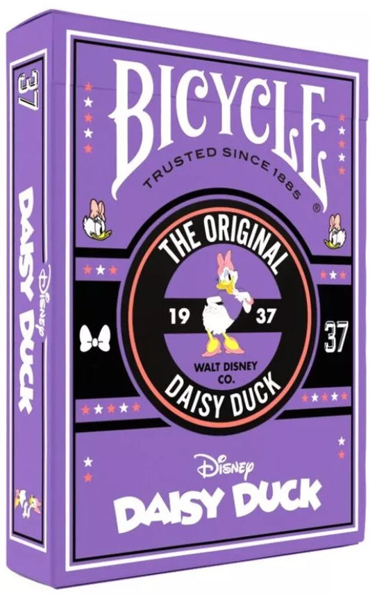 Breng Disney-magie naar je kaarttafel met de Bicycle Katrien (Daisy Duck) spelkaarten. Hoogwaardige kwaliteit, soepele afwerking en vrolijke illustraties maken dit kaartspel perfect voor elke kaartavond of als uniek cadeau voor Disney-fans.