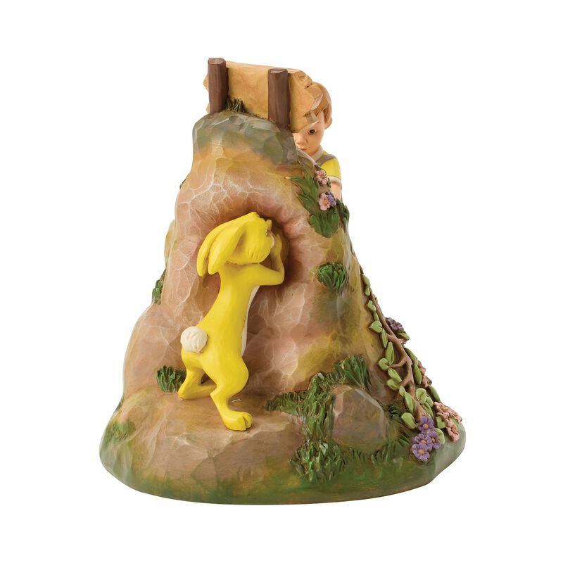 Disney Traditions Winnie the Pooh 'Friends to the Rescue' - Started With The Mouse