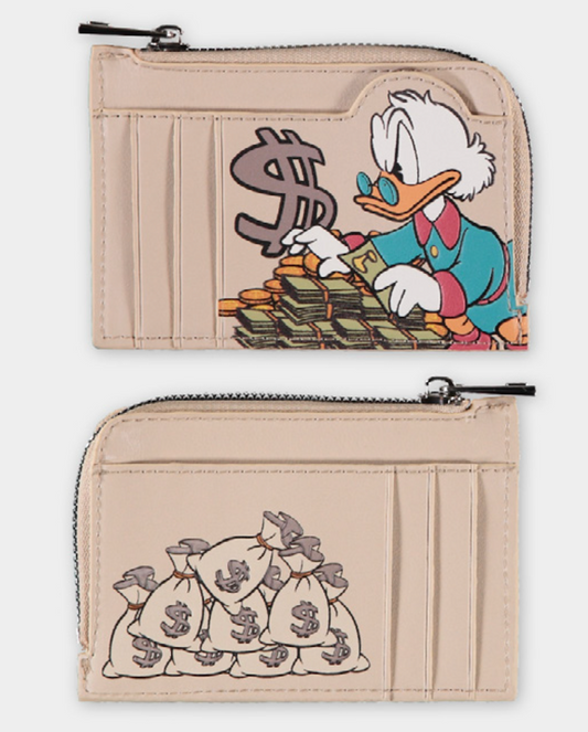 "Beige Disney kaarthouder met iconische afbeeldingen van Dagobert Duck, inclusief zes kaartvakken en een hoofdvak met ritssluiting."