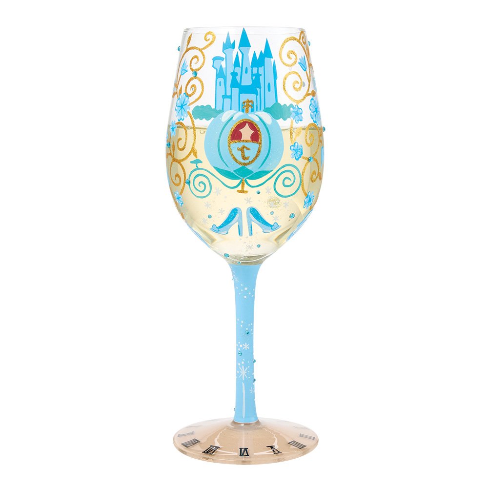 Maak elk toastmoment betoverend met het Disney Assepoester Wijnglas “Midnight Dreams”. Het elegante ontwerp en het sprookjesachtige middernacht-thema zorgen voor een luxe en romantische sfeer bij elke gelegenheid.