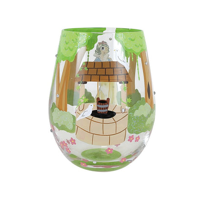 Maak elk moment magisch met het Sneeuwwitje Drinkglas “Happily Ever After”. Een prachtig en inspirerend cadeau voor Disney- en sprookjesliefhebbers, of een betoverende aanvulling op je eigen collectie.