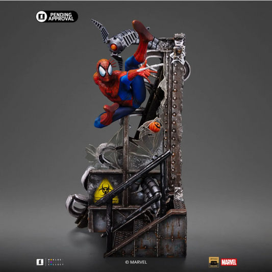 Spider-Man 10th Anniversary Statue van Iron Studios in dynamische spronghouding met stadsachtergrond.