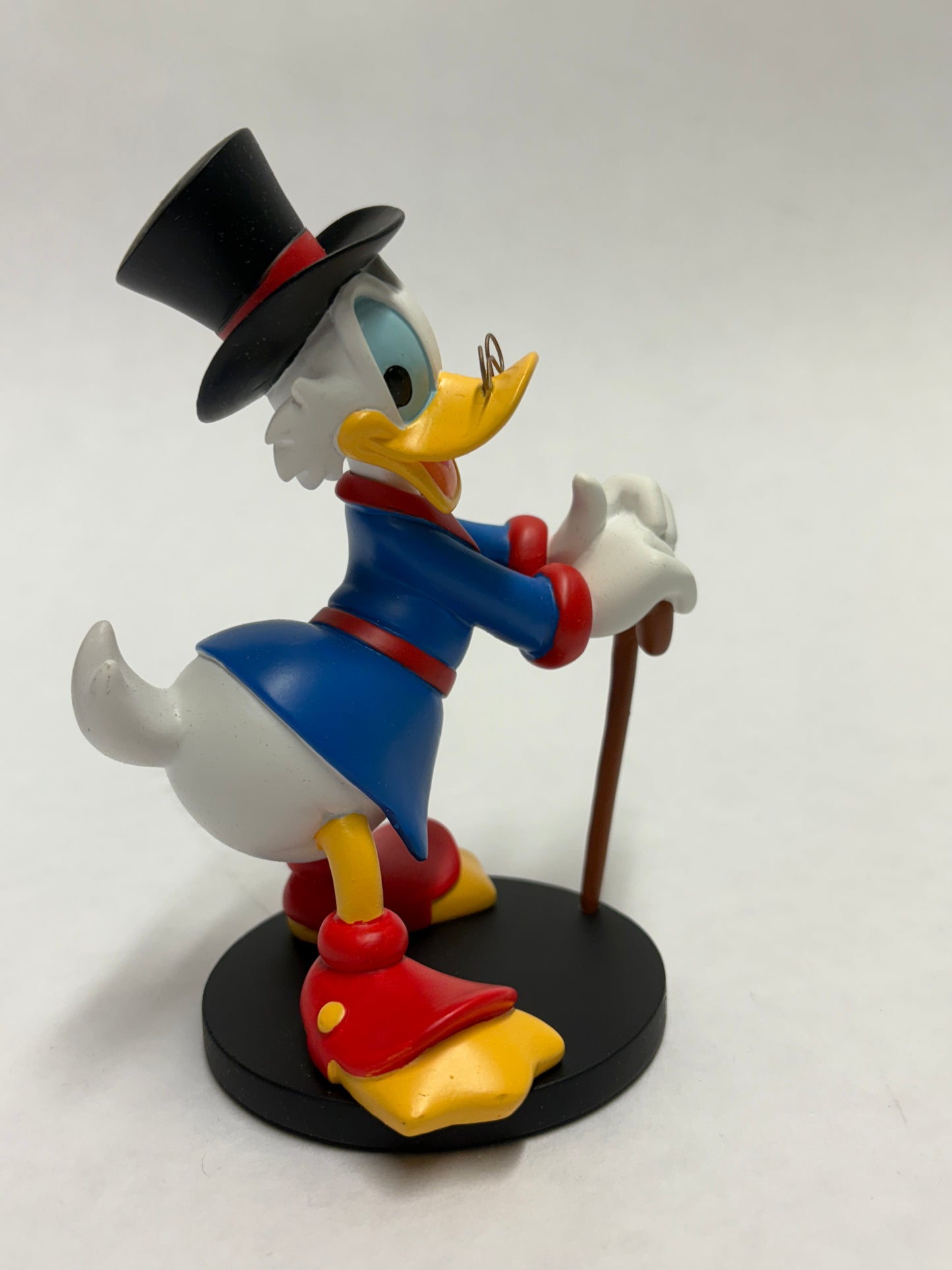 Disneyland Paris Dagobert Duck collectible, perfect als cadeau of decoratie.