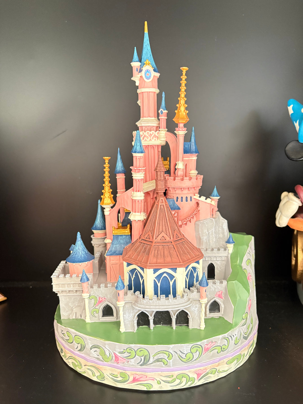 Disney Traditions Disneyland Parijs Sleeping Beauty Castle 6017290 - [shop_namen] - [product-type] 
