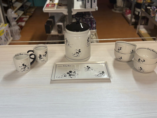 Disneyland Parijs Mickey Mouse Sketchbook Servies set