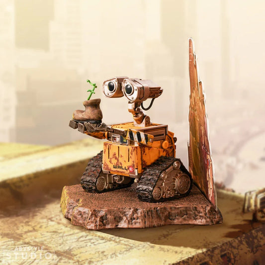 Disney WALL·E figuur SG editie, officieel Pixar verzamelobject met gedetailleerde afwerking.