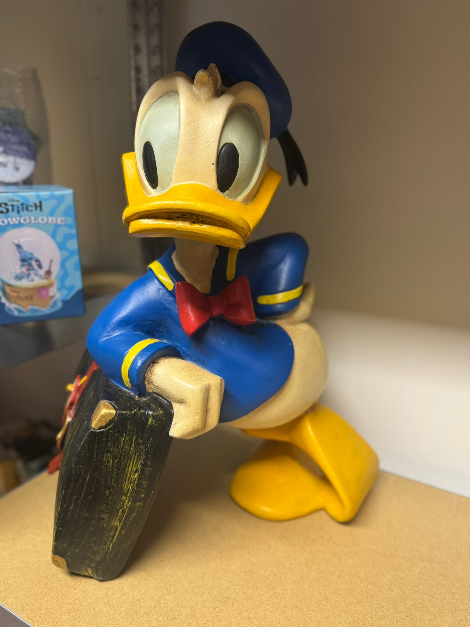 Disney Donald Duck met koffer figurine vintage collectie