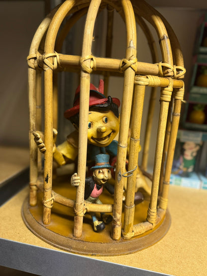 Vintage Pinokkio Japie Krekel vogelkooi Disney figurine