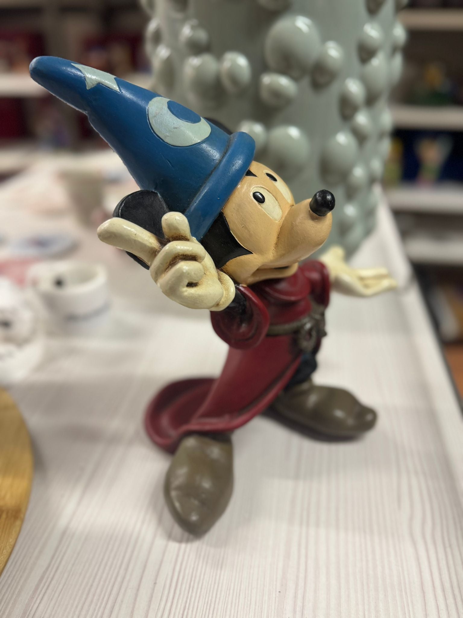 Mickey Mouse Sorcerer figurine vintage Disney verzamelobject