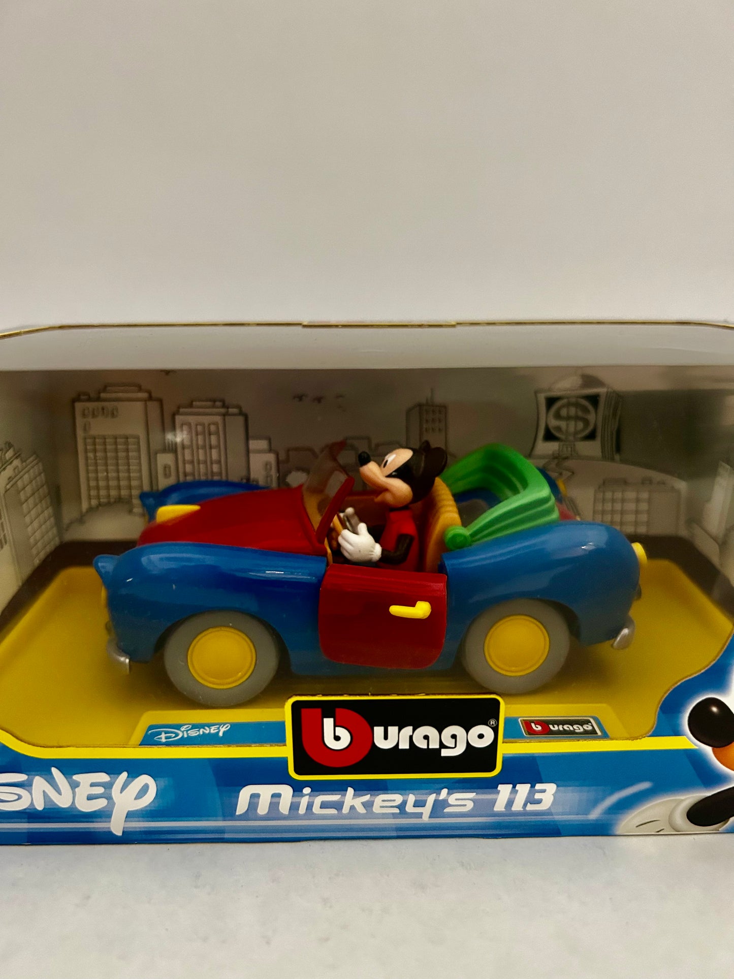 Metal Car Bburago Mickey Mouse 113 1:24 - Started With The Mouse