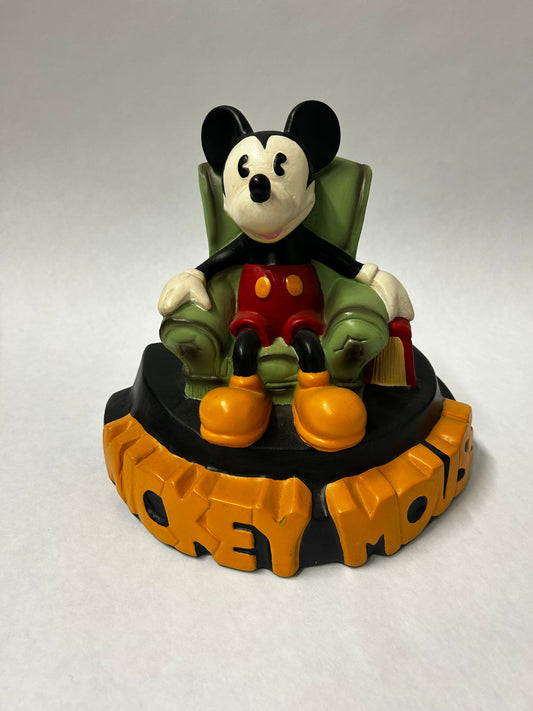Vintage Mickey Mouse op stoel - Started With The Mouse