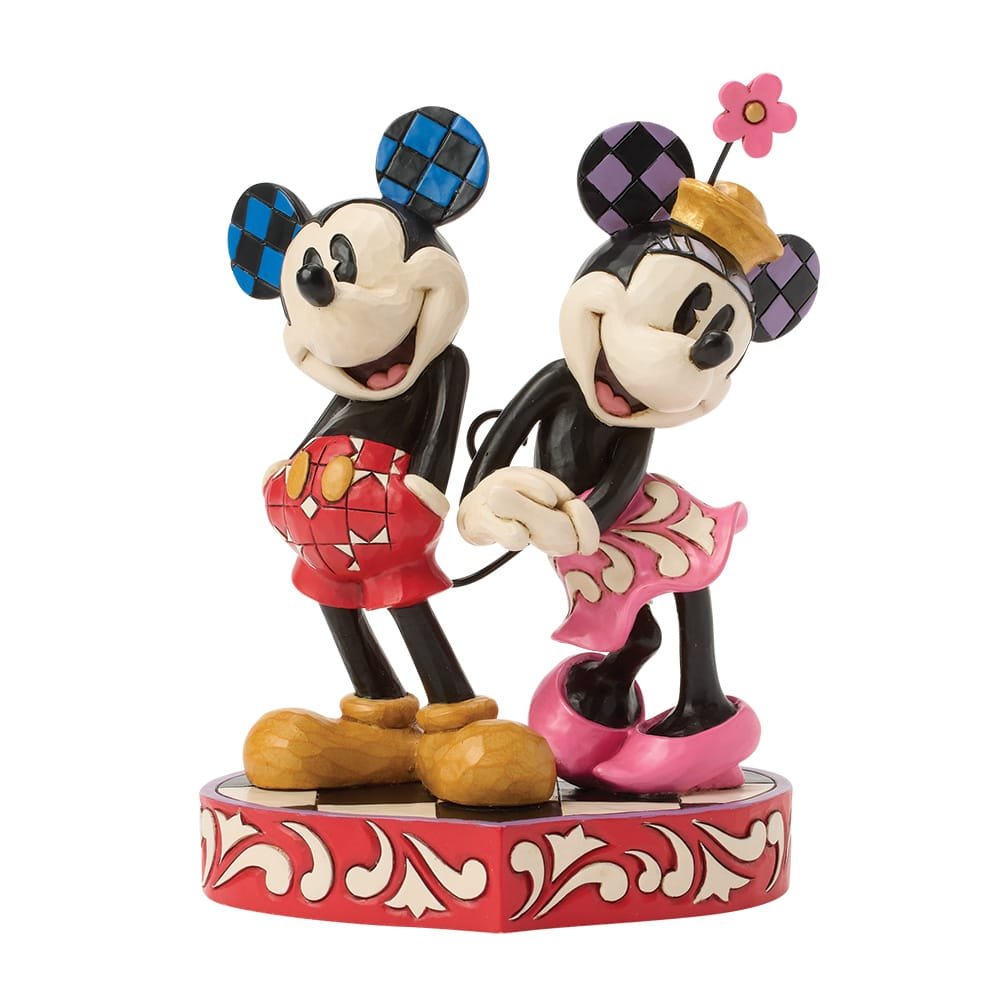 "Jim Shore miniatuur van Mickey en Minnie Mouse ‘Tails of True Love’, handgeschilderd met sierlijke patronen en levendige kleuren."