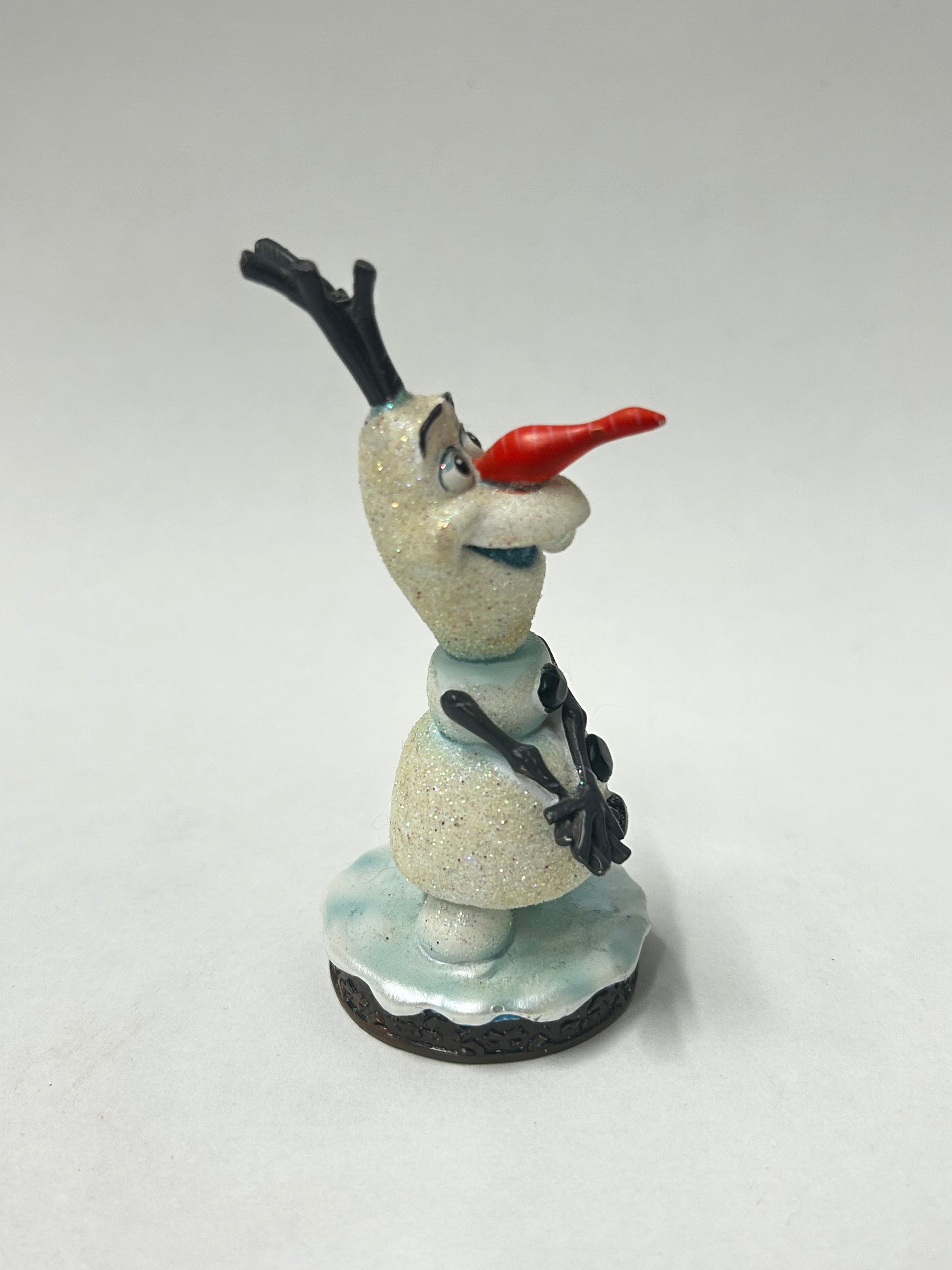Disney Frozen Olaf beeldje - Started With The Mouse